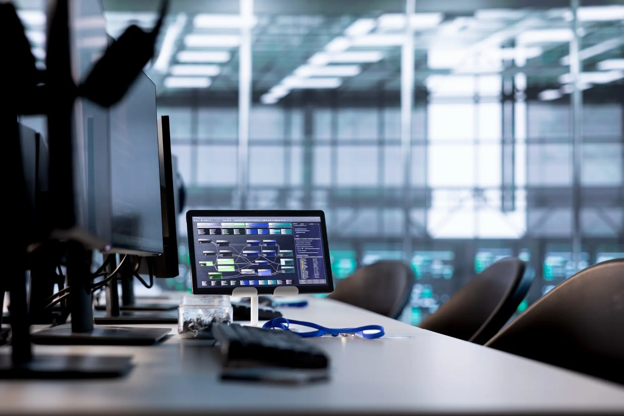 Technical workstation in a modern data-centre environment